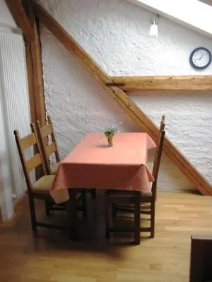 Lehnecker Ferienwohnungen ファームステイ Neuötting